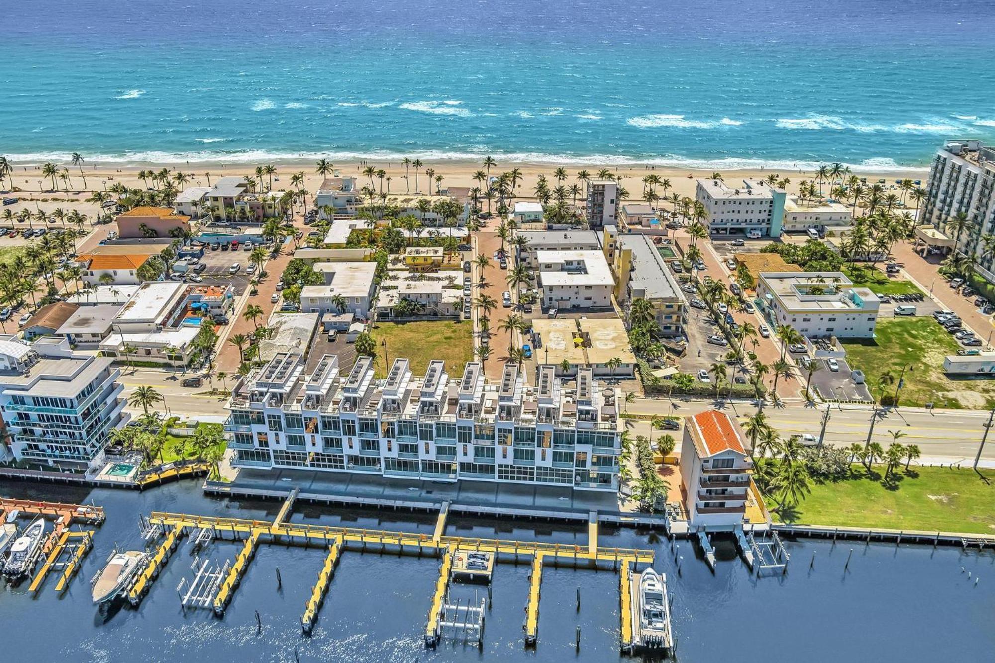 Beachfront & Pool Near Marriott Hollywood Beach Exterior photo